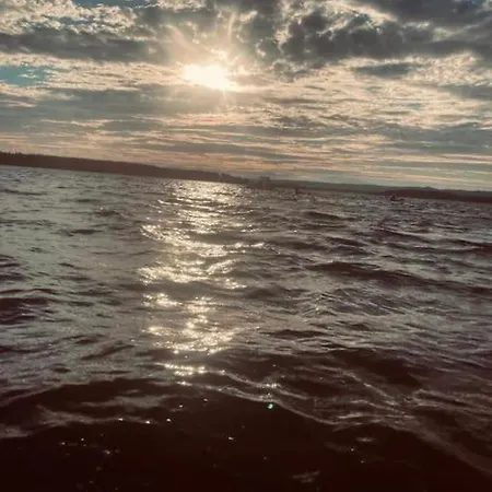 Rarooey House בית נופש