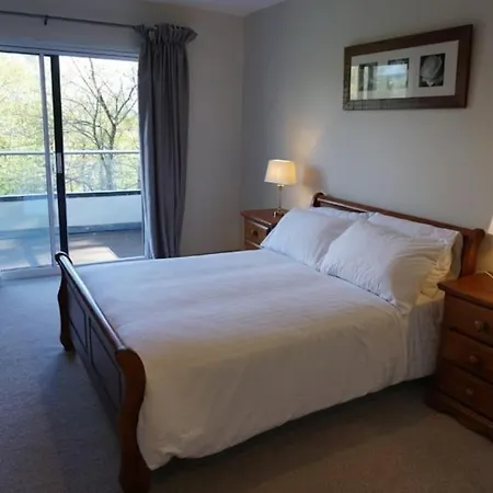 Rarooey House בית נופש *